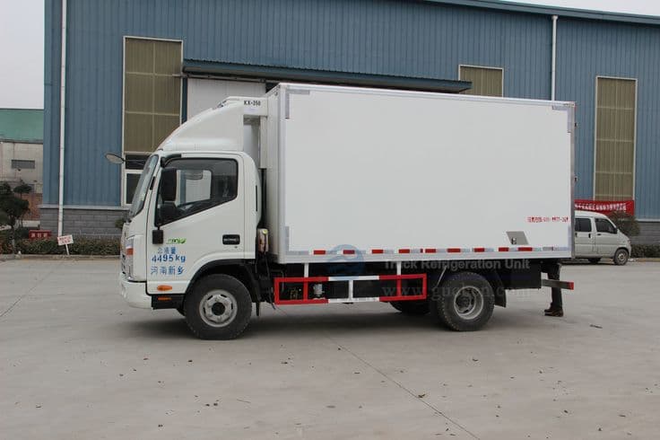 Freezer Truck Rental Dubai