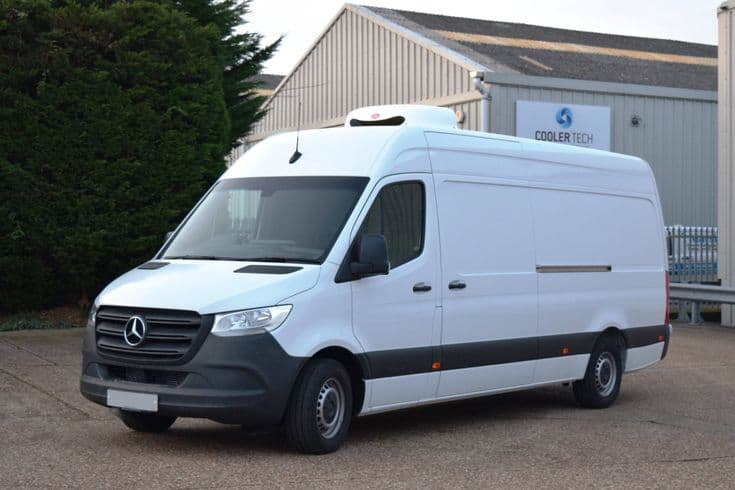 Featured image for Chiller Van Rental Tips for Smooth Event Catering Transportation - Dubai Chiller Transport blog article about refrigerated transport
