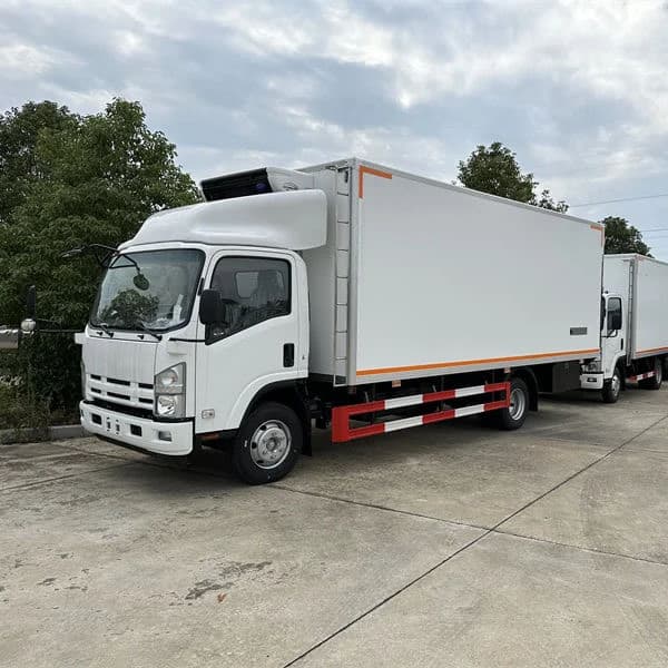 Featured image for How to Choose the Right Freezer Van in Dubai - Dubai Chiller Transport blog article about Freezer van comparison Dubai