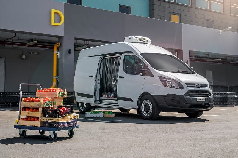 Featured image for Best Price Chiller Van For Rent In Dubai For Fresh Deliveries - Dubai Chiller Transport blog article about Affordable chiller van rental Dubai
