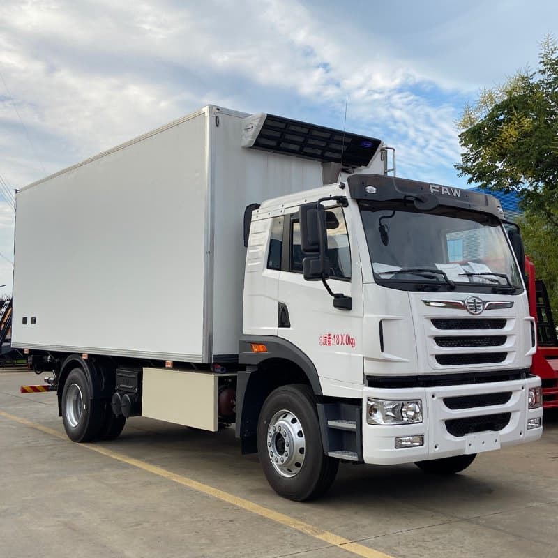 Featured image for End to End Cold Solutions Using Freezer Van in Dubai - Dubai Chiller Transport blog article about Cold storage delivery Dubai